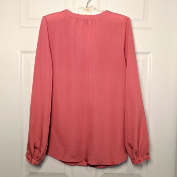 Hive & Honey Pink Button Down Blouse Small - Picture 2 of 7